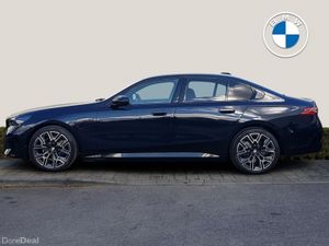 BMW 5-Series 530e M Sport Pro - Image 3