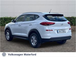 Hyundai Tucson 2WD Comfort 1.6 Petrol - Image 4