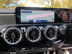 Mercedes-Benz CLA 250e. AMG. 2024 - Image 3