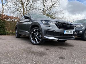 KODIAQ SPORTLINE | 1 OWNER | BIG SPEC - Image 3