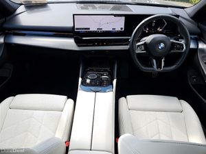 BMW 5-Series 520i M Sport - Image 4