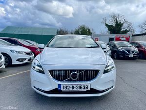 VOLVO V40 2018 R-DESIGN 2.0, DIESEL - Image 2