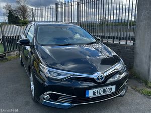 Toyota Auris - Image 2
