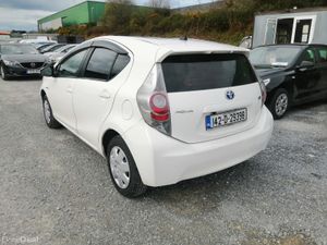 2014 Toyota Aqua - Image 3