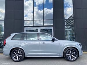 Volvo XC90 T8 Dark Plus AWD Auto (PHEV) - Image 4
