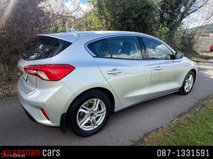 Ford Focus ZETEC 1.5 TDCI 125PS 6SPEED 5DR 4 - Image 3