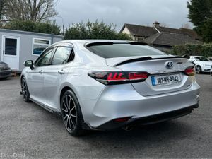 Toyota Camry AXVH70 4DR AUTO - Image 4