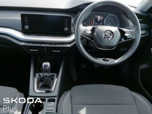 Skoda Octavia AMBITION 1.0TSI 110HP *PARKING CAMER - Image 2