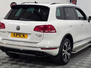Volkswagen Touareg DIESEL ESTATE - Image 4