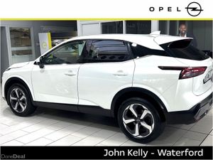 Nissan Qashqai 1.3 PET MILD HYBRID SV PREMIUM - Image 4