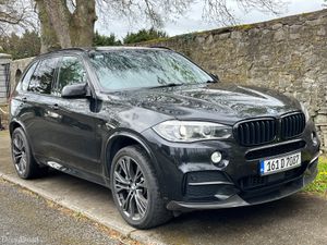BMW X5 M50D - Image 2