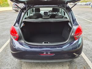 Peugeot 208 2017 1.2L Petrol Manual - Image 4