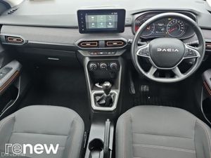 Dacia Sandero Stepway EXPRESSION 1.0 TCE 90 BHP 5D - Image 2