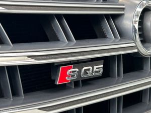 Audi SQ5 Tfsi Quattro 5DR 5DR Auto - Image 4