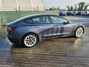 202 Tesla Model 3 Standard Plus 3 - Image 3