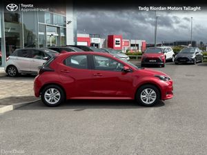 Toyota Yaris HYBRID LUNA 4DR AUTO - Image 3