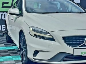 2016 Volvo V40 R Design Automatic - Image 4