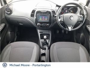 Renault Captur dCi 90 S&S INTENSE - Image 2