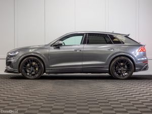 212 Audi Q8 55 TFSIe S-Line Quattro - Image 3