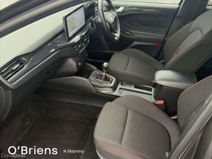 Ford Focus ST LINE 1.0T 125 BHP 5DR *1 OWNER - PRI - Image 4