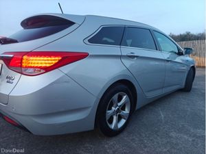 Hyundai i40 1.7 Crdi Style BLU Driv 5DR - Image 3