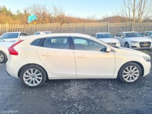 Volvo V40 1.6Petrol T4 SE Automatic  (3687) - Image 4