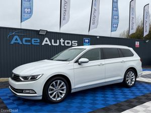 Volkswagen Passat HIGHLINE - 2.0L DIESEL - AUTO - - Image 3