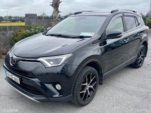 2017 Toyota RAV4 2.0L Diesel LOW KMS - Image 3