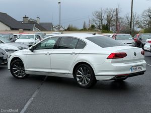 221 VW PASSAT 2.0TDI 190BHP ELEGANCE ADVANCED - Image 3