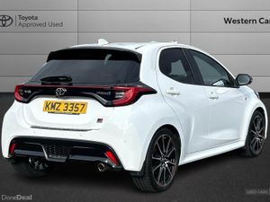 Toyota Yaris 1.5 VVT-h GR SPORT E-CVT Euro 6 (s/s) - Image 4