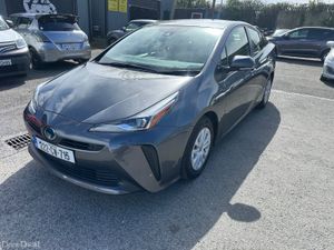 2022 Toyota Prius 1.8L Hybrid Automatic Low Miles - Image 2