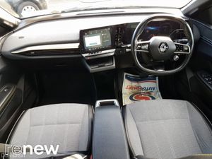 Renault Megane E-Tech Techno EV60 220hp - Image 2