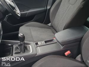 Skoda Octavia Combi Style 1.0TSi 110HP - Low Milea - Image 4