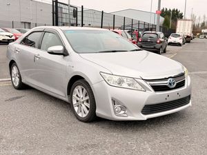 Toyota Camry Hybrid 2012 - Image 2