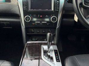 Toyota Camry  Hybrid 2012 - Image 4