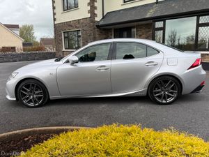 Stunning *1 Owner* Lexus IS300H F-Sport! - Image 4