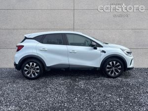 Renault Captur TCe 140 Auto Evolution - Image 2