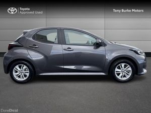 Toyota Yaris - Hybrid - New Generation - Luna Edit - Image 3