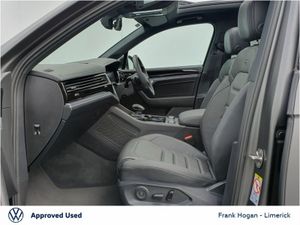 Volkswagen Touareg 3.0 TSI PHEV 462HP R - CALL/TEX - Image 4