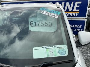 2019 HYUNDAI TUCSON EXECUTIVE 1 OWNER LOW KMS - Image 4