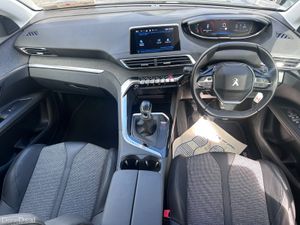 2019 PEUGEOT 5008 7 SEATER 1.2 PETROL ALLURE LOW K - Image 2