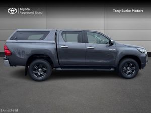 Toyota Hilux - Save EUR 3,735 - Double Cab - 2.8D - Image 3
