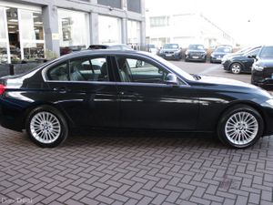 BMW 3-Series 2018 - Image 3