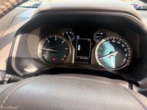 Toyota Land Cruiser LANDCRUISER BUSINESS 5 SEATER - Image 4