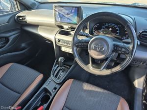 Toyota Yaris Cross ** 1.5 HYBRID ** AUTO ** HUGE S - Image 2