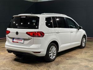 Volkswagen Touran TDI COMFORT LINE - FACTORY ALLOY - Image 4