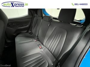 Toyota Yaris X ULTRA LOW MILEAGE, Reversing camera - Image 4