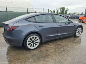 202 Tesla Model 3 Standard Plus 3 - Image 3