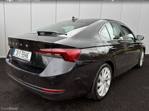 Skoda Octavia STYLE 2.0 TDI 150HP DSG 4DR AUTO - Image 4