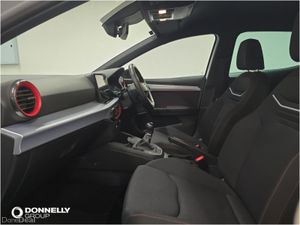 SEAT Ibiza Hatchback FR - Image 3